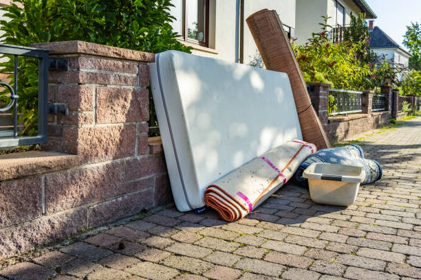 Best Yard Cleanup Services  in Rothschild, WI